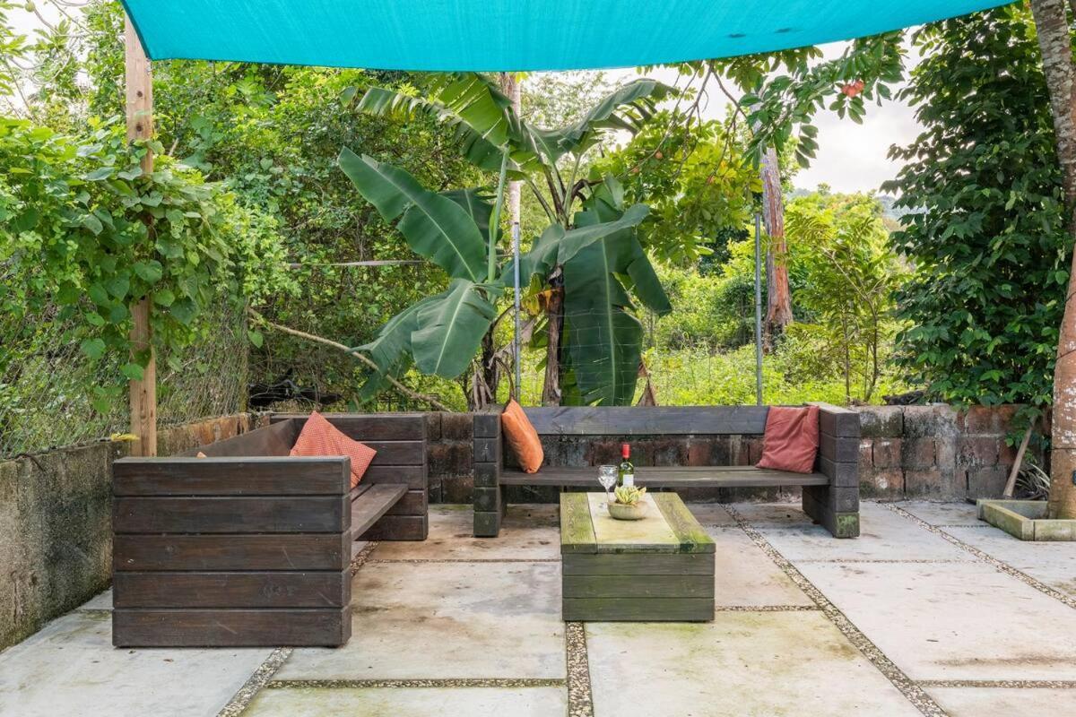 Ancella'S Garden Apartment-Beach-5Min Drive, 1 Hr Montego Bay, 25 Mins Ocho Rios, Continental Breakfast Runaway Bay Exteriör bild